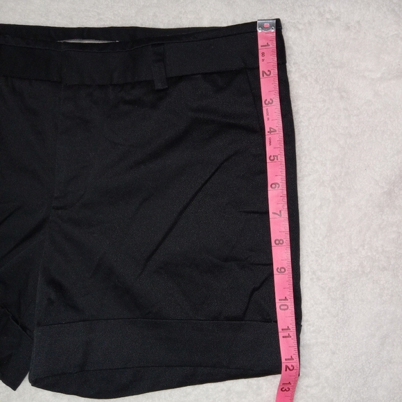 ZARA Basic Like New Black Cuffed Hem Chino Shorts size M - Picture 7 of 10